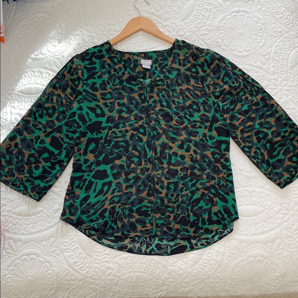 Chico's Green and Black Leopard Print Blouse 3/4 Sleeve Size 1